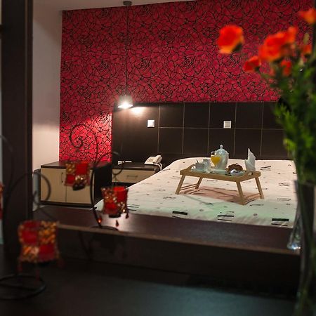 Sozos Inn Hotel 沃尼扎 外观 照片