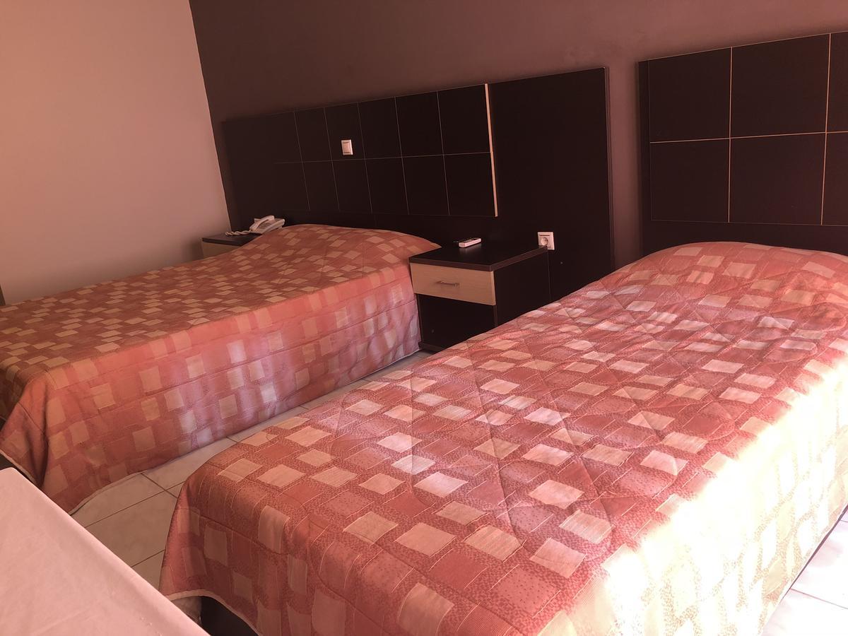 Sozos Inn Hotel 沃尼扎 外观 照片