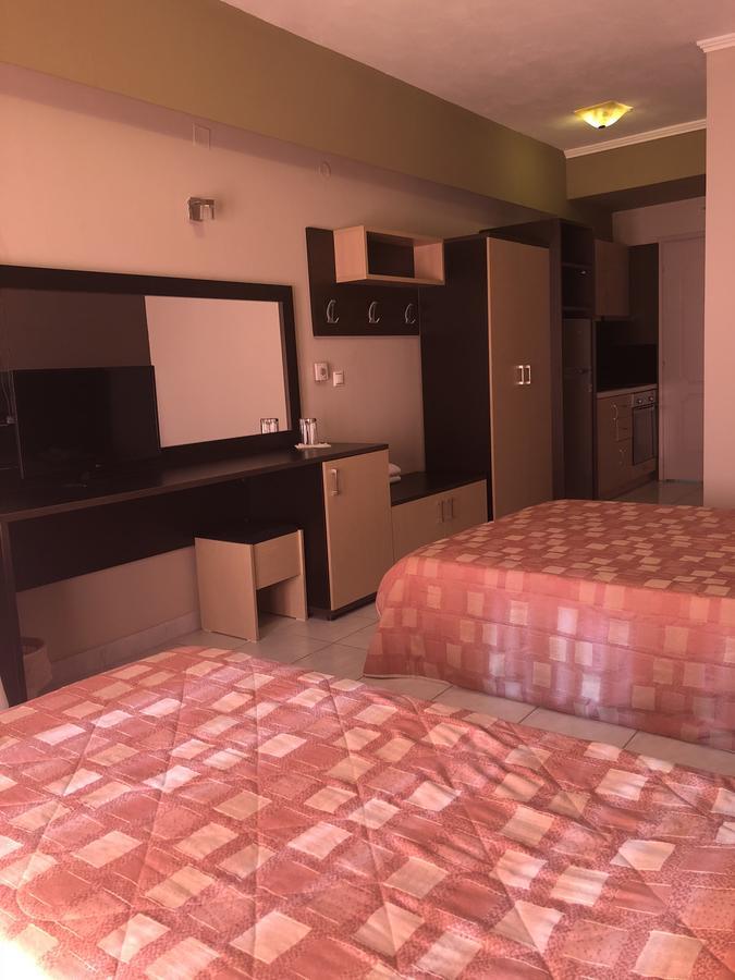 Sozos Inn Hotel 沃尼扎 外观 照片