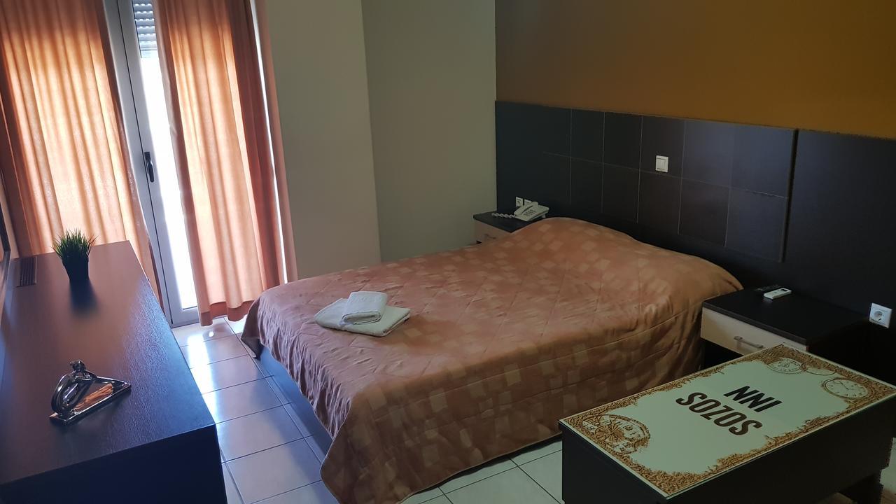 Sozos Inn Hotel 沃尼扎 外观 照片