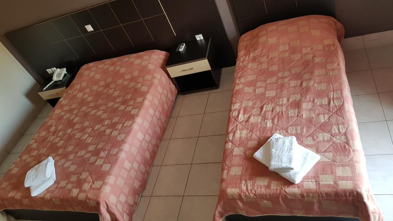 Sozos Inn Hotel 沃尼扎 外观 照片